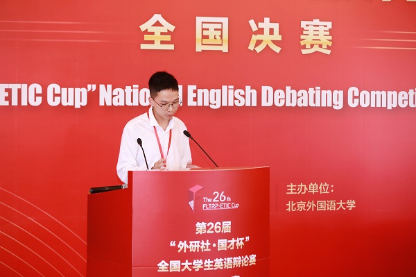 陈梓朋在比赛现场.jpg